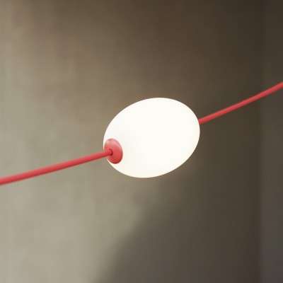 Guirnalda lineal de exterior con tres luces longitud total 6,5 metros