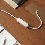 Universeller Touch-Dimmer für LED- und Glühlampen-Tischleuchten.