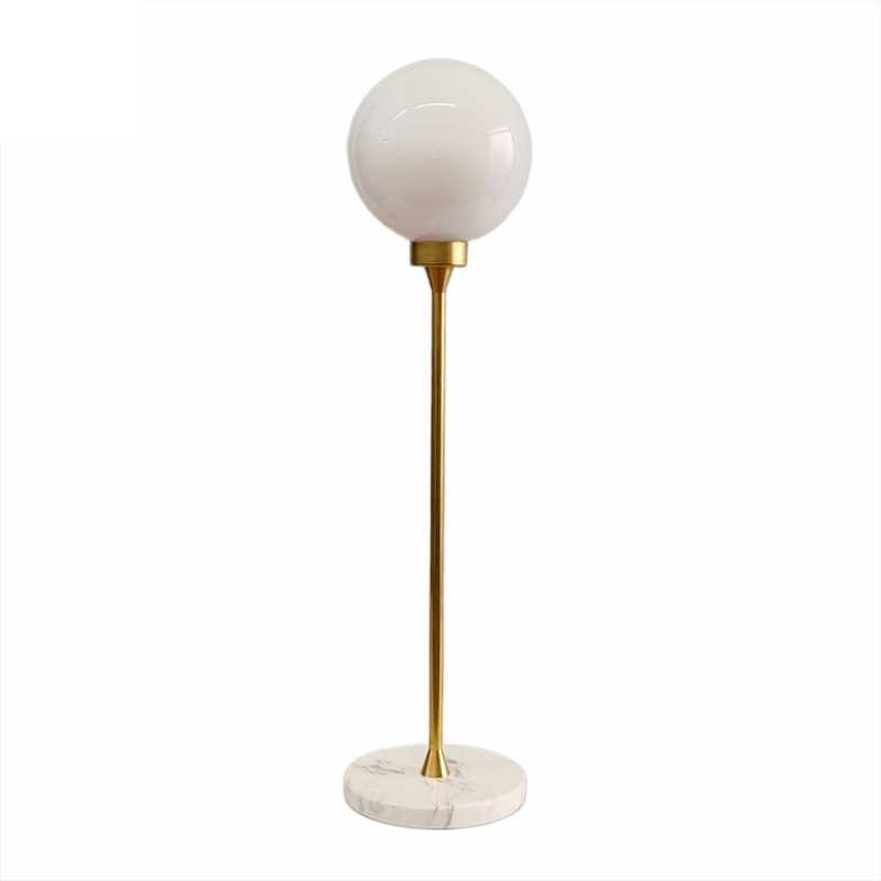 Tischlampe mit Marmorfuss und Glaskugel