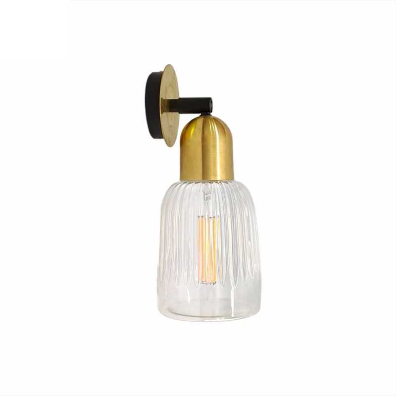 Aplique de latón con tulipa esmerilada orientable
